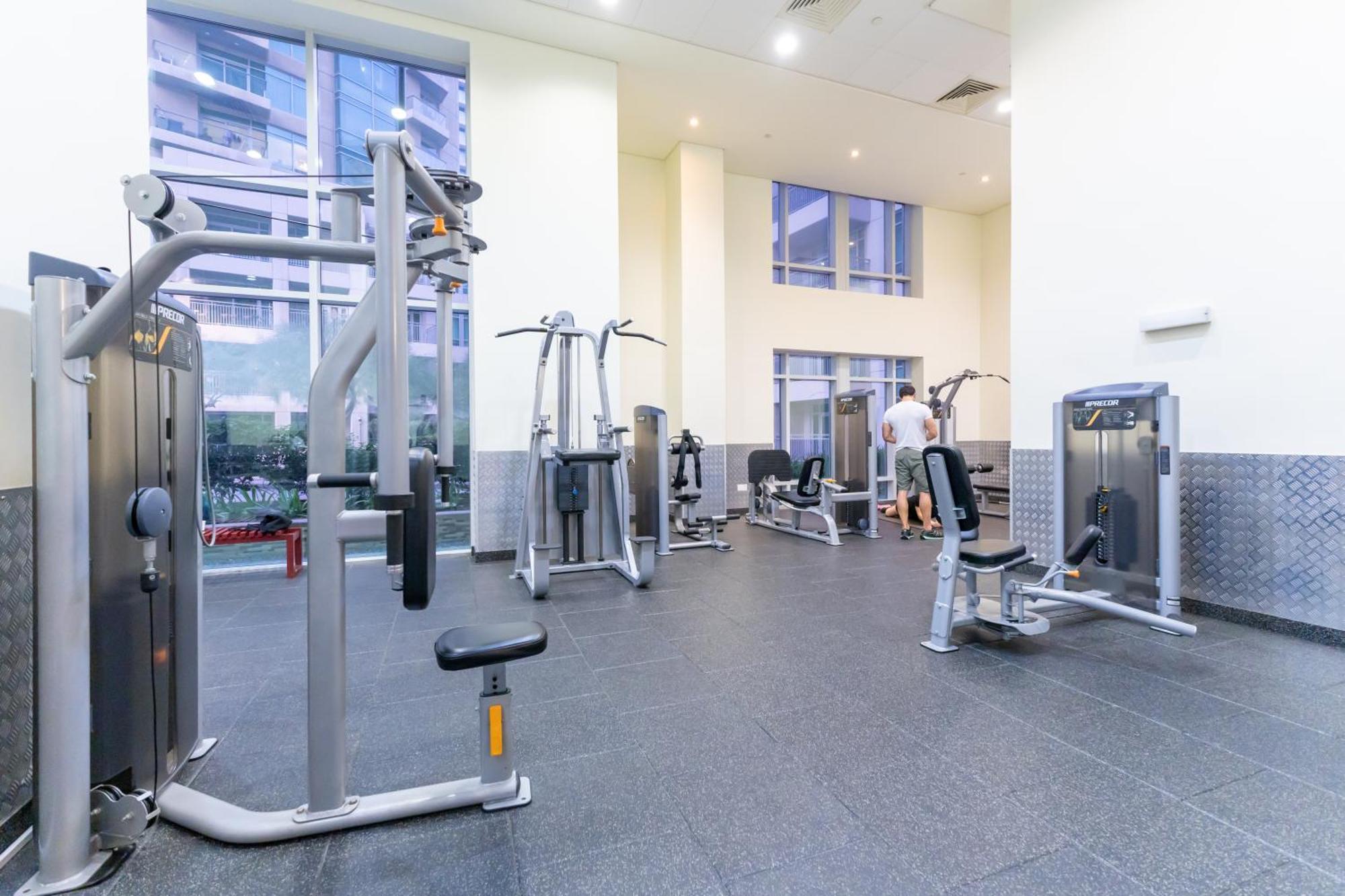 Stylish 1 Bedroom - Burj Khalifa View- 5mn Walk To Mall-apartment In Burj Views Tower *