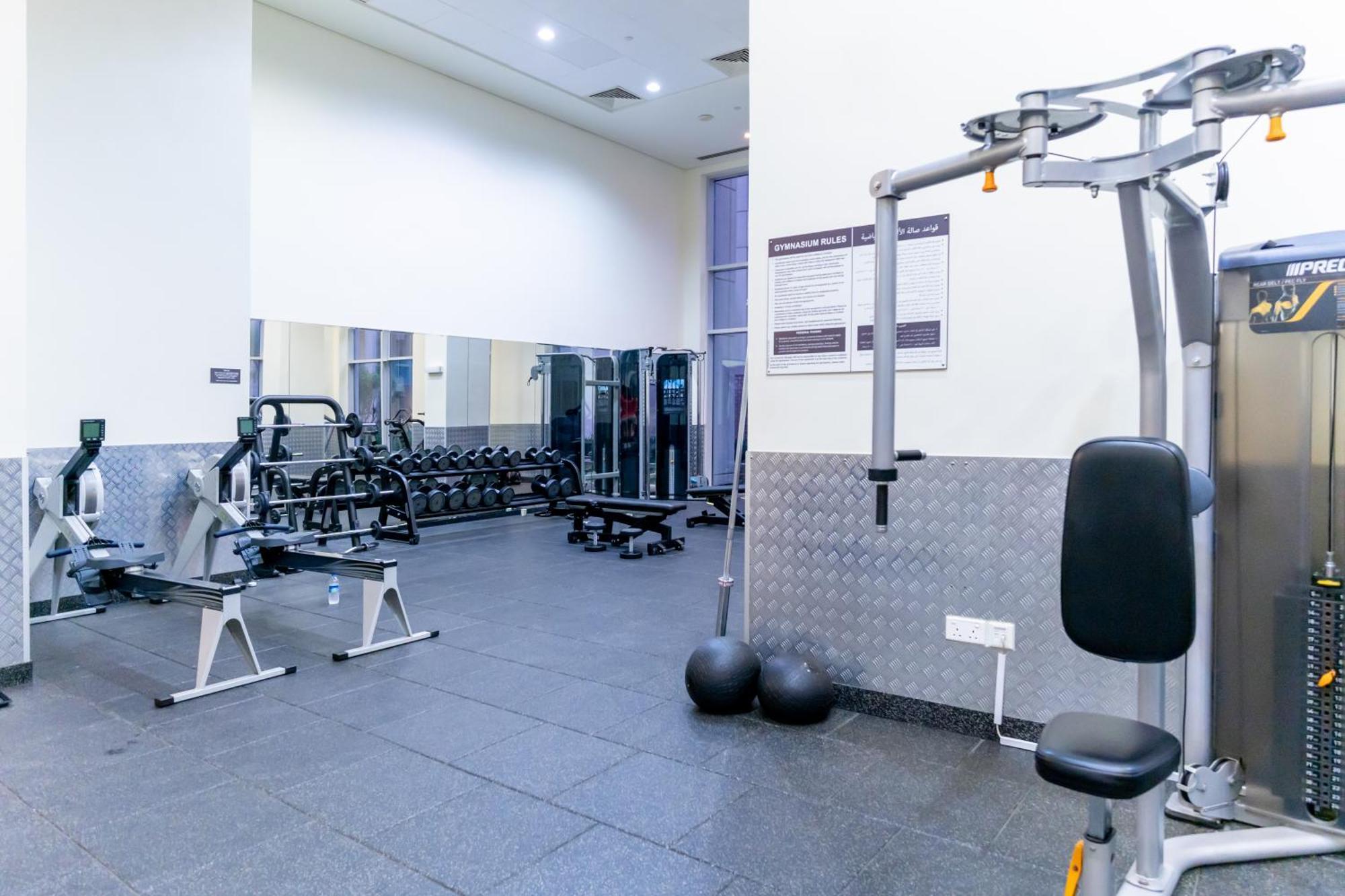 Stylish 1 Bedroom - Burj Khalifa View- 5mn Walk To Mall-apartment In Burj Views Tower Apartment Dubai