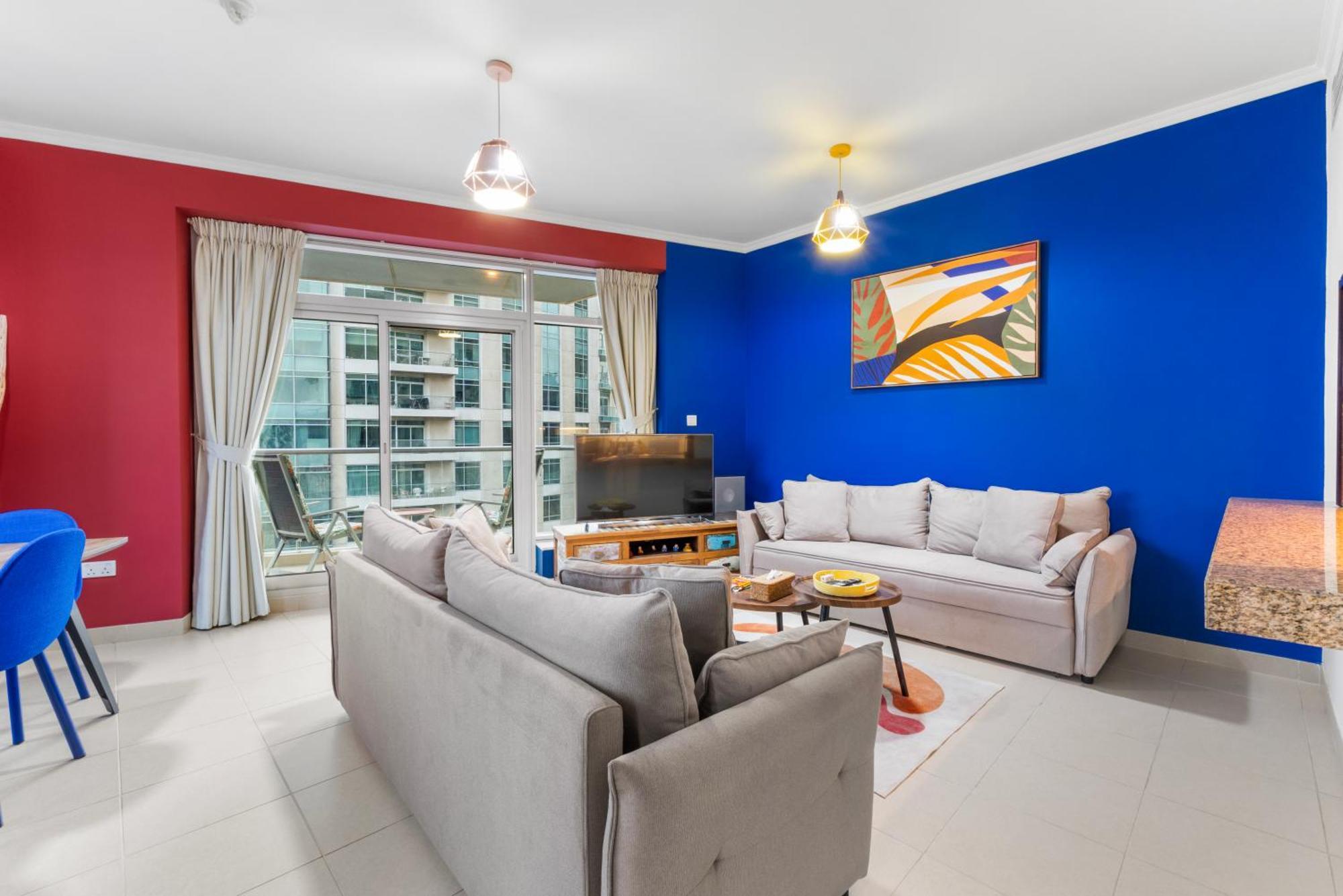 Stylish 1 Bedroom - Burj Khalifa View- 5mn Walk To Mall-apartment In Burj Views Tower Apartment *