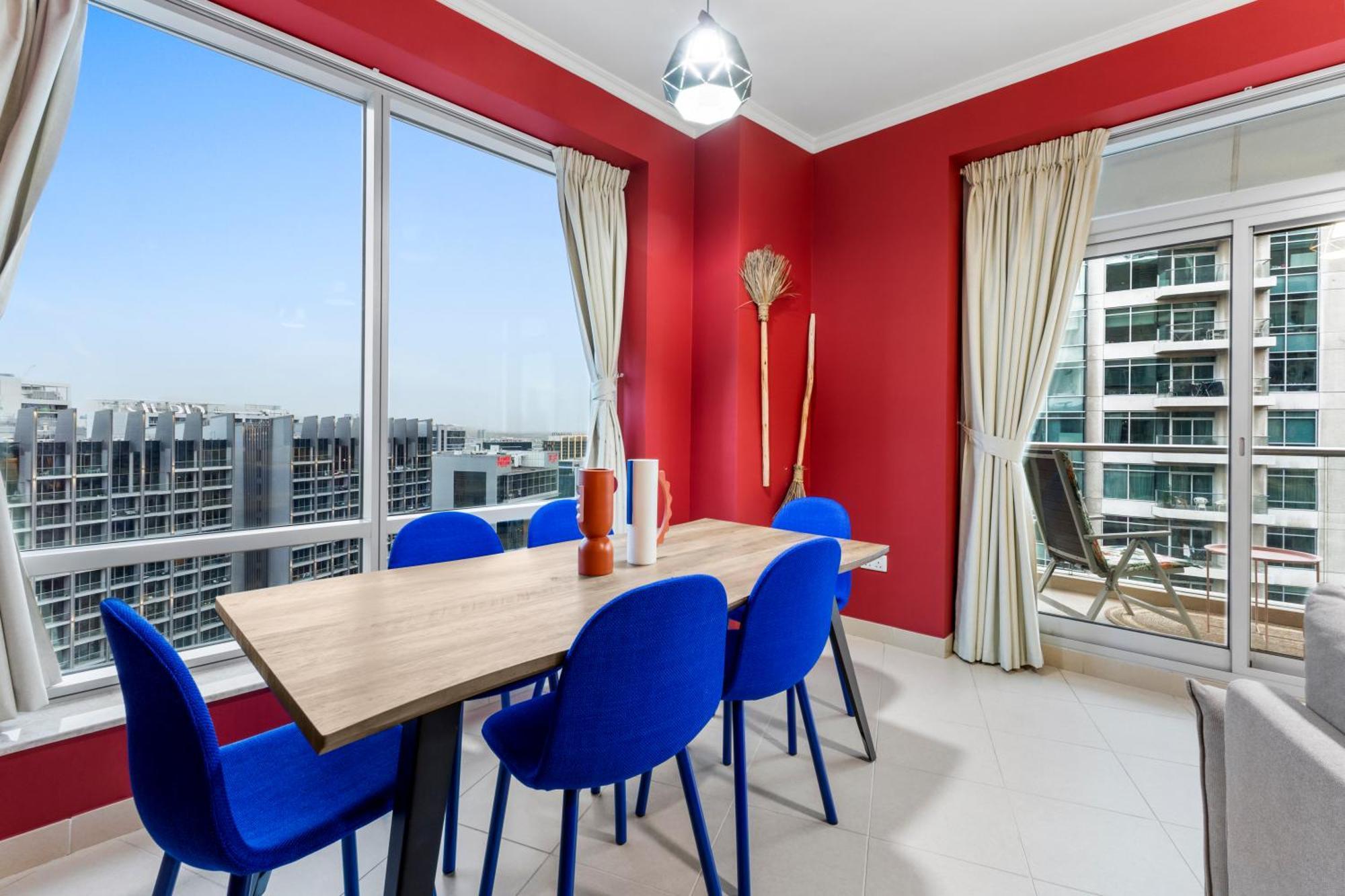 Stylish 1 Bedroom - Burj Khalifa View- 5mn Walk To Mall-apartment In Burj Views Tower * Dubai