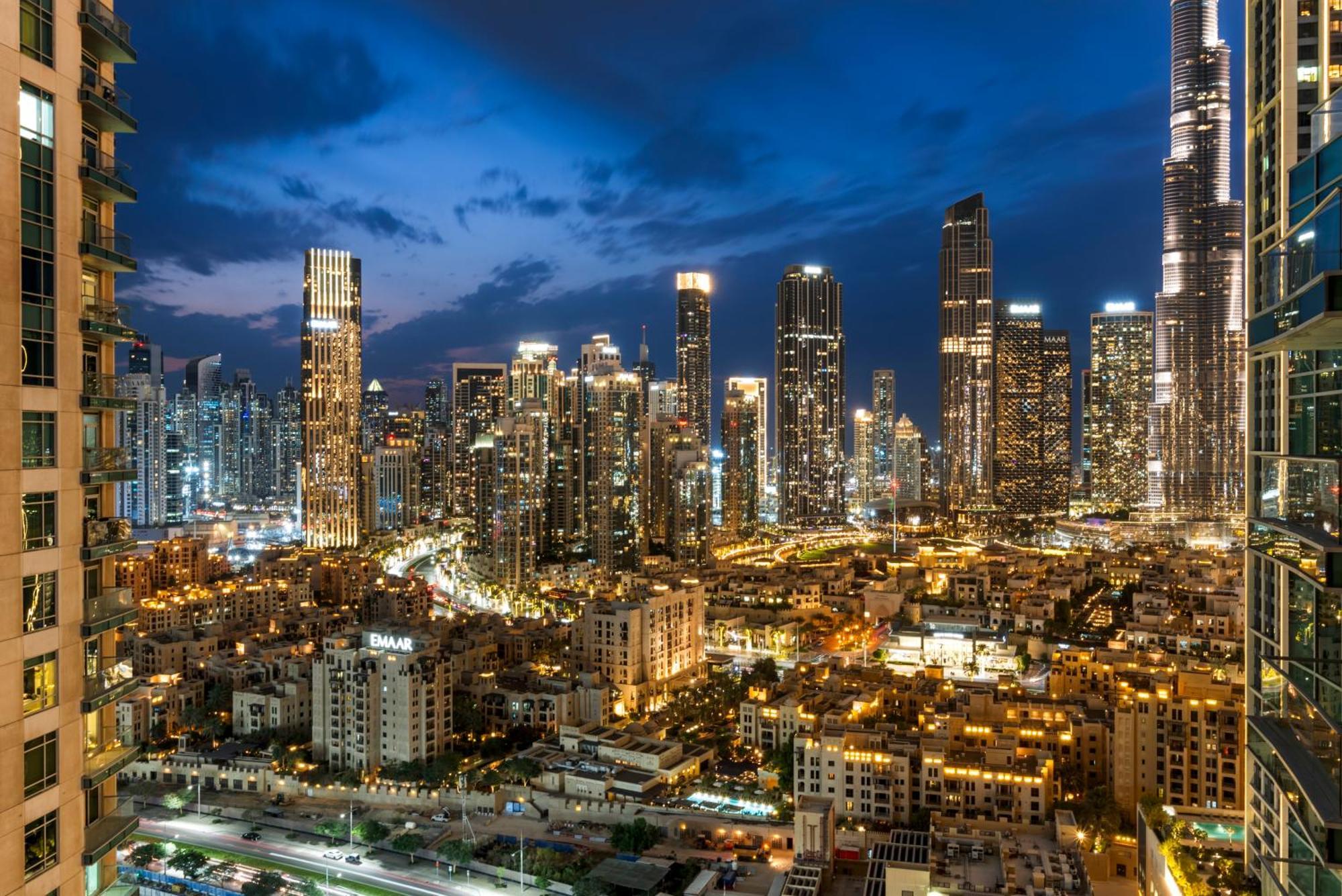 Apartment Stylish 1 Bedroom - Burj Khalifa View- 5mn Walk To Mall-apartment In Burj Views Tower Dubai